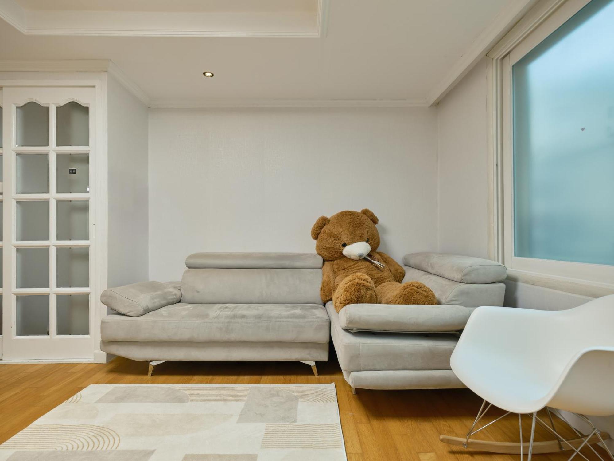 Apartment Plantree Filled With The Charm Of The East And The Atmosphere Of The West