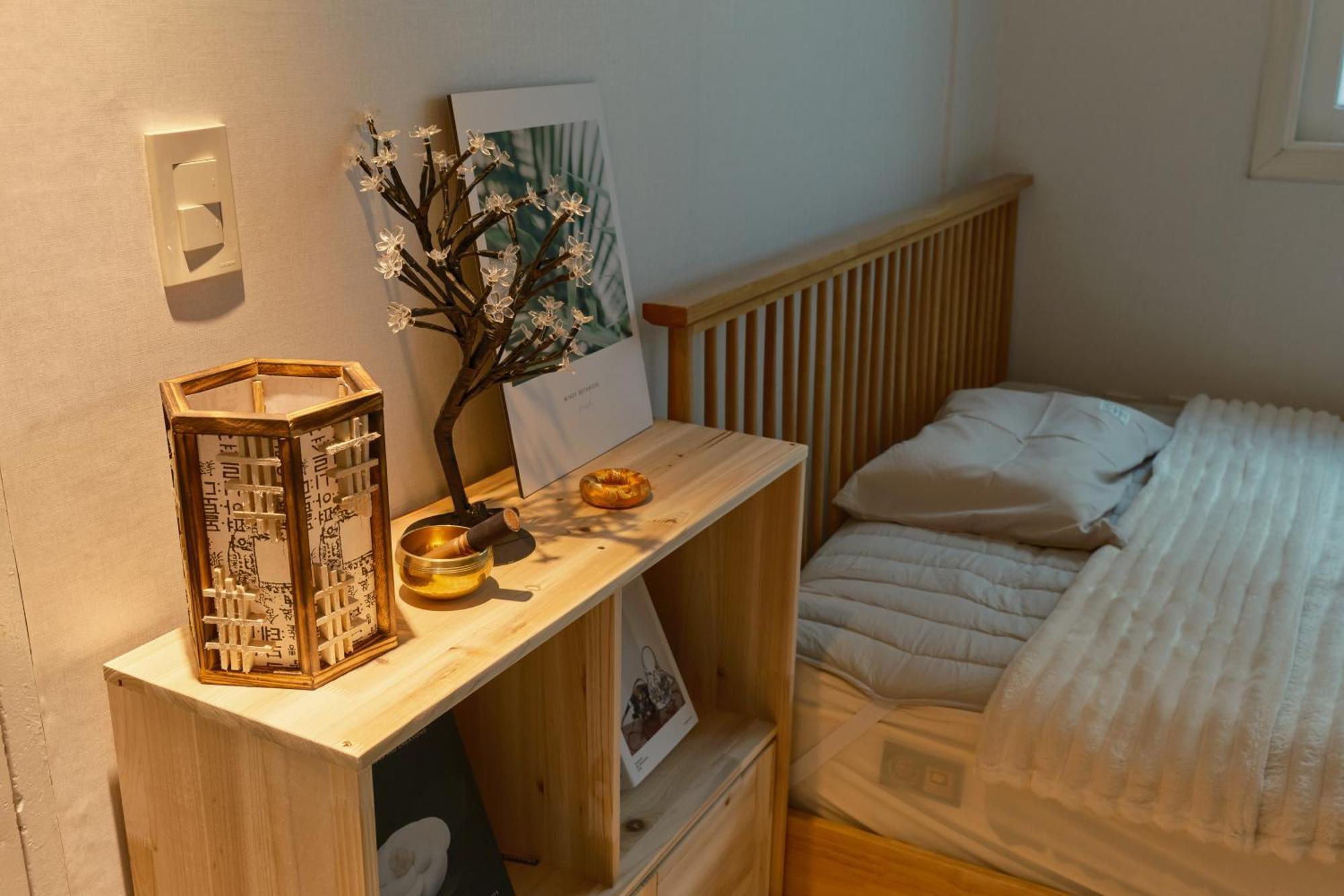 Apartment Plantree Filled With The Charm Of The East And The Atmosphere Of The West
